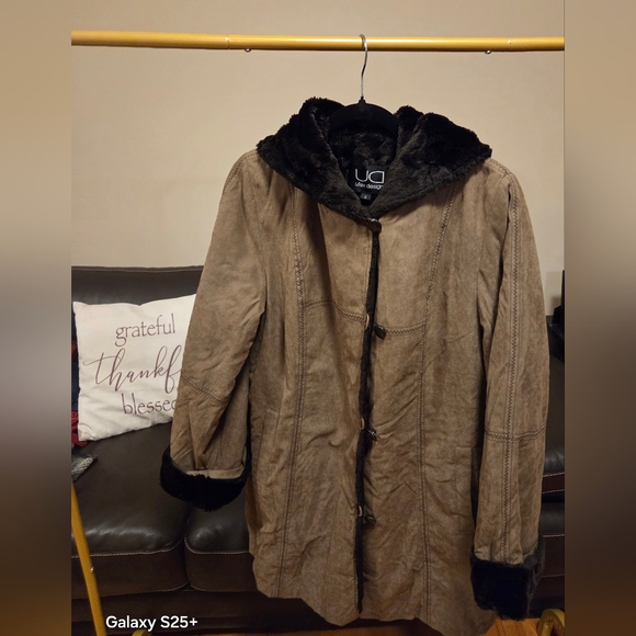 Utex Design Jackets & Blazers - Women's Brown Coat